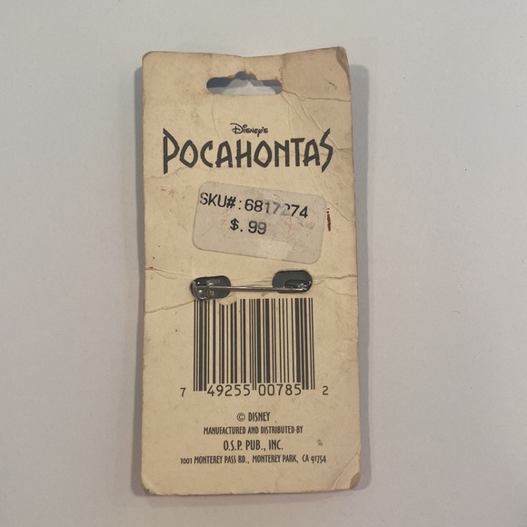 Vintage 1990s DISNEY POCAHONTAS Button - Picture 2 of 2
